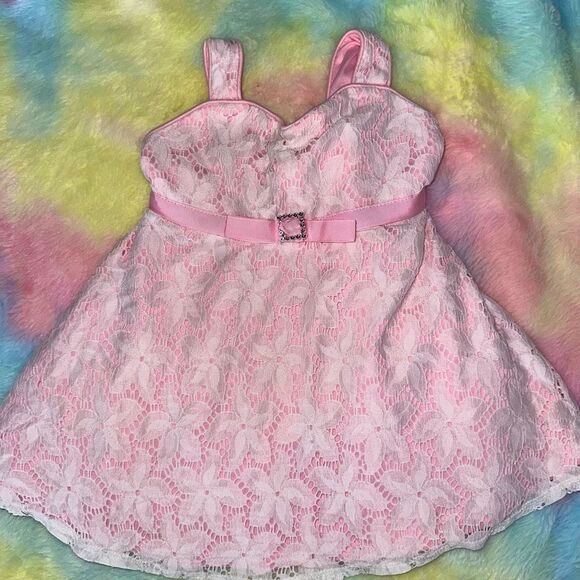 Carter's Other - Girls outfit size 18 months